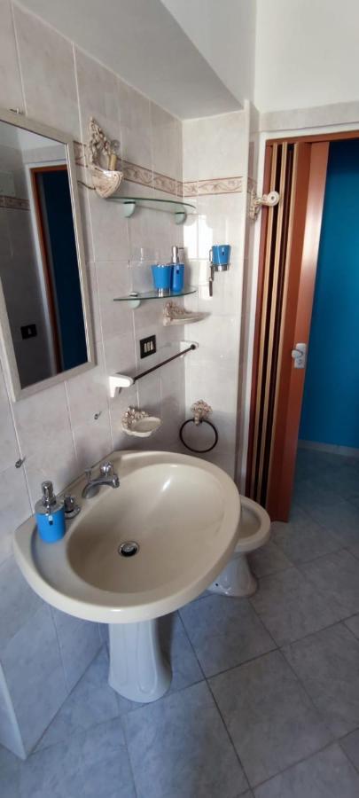Azzurro Come Il Mare Termoli Exteriör bild